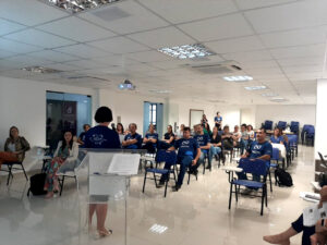 Reunião aberta do Núcleo de Desenvolvimento de Pessoas da ACI-E mobiliza 18 profissionais