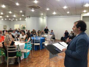ACI-E reúne associados em assembleia, apresenta as atividades de 2022 e projeta a retomada de eventos para 2023