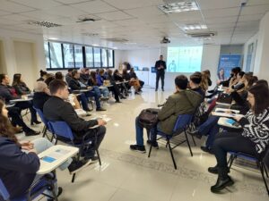 ACI-E apresenta novo sistema de coleta de ponto por reconhecimento facial no Café com Novidades