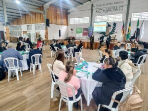 Núcleo SuperAção da ACI-E realiza edição especial da Rodada de Negócios durante a Suinofest