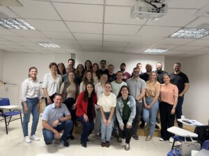 ACI-E conclui primeira edição de curso sobre Inteligência Artificial para os negócios