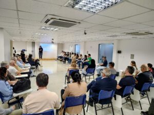 Entidades e comunidade de Encantado se reúnem para planejar a 2ª Ceia de Ação de Graças Comunitária