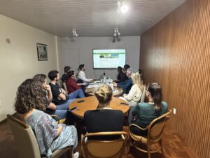 Revitalização do centro pauta reunião entre ACI-E e Administração Municipal