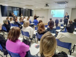 Loja física aliada à internet: palestra na ACI-E aponta caminhos para vender mais